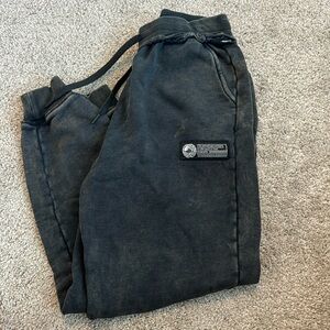 Alphalete Very Terry Joggers Size M